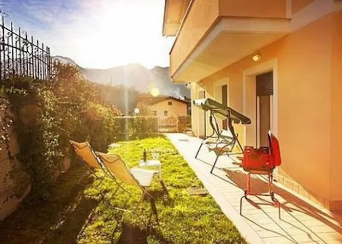 Village Apartment-pool, Parking, Garden-by Italian Lenno
